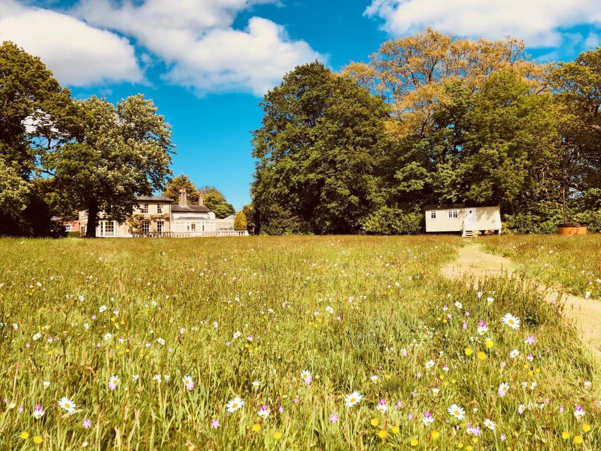 Somerleyton Meadows - The Hideaway Hut & Hot Tub Herringfleet Exterior foto